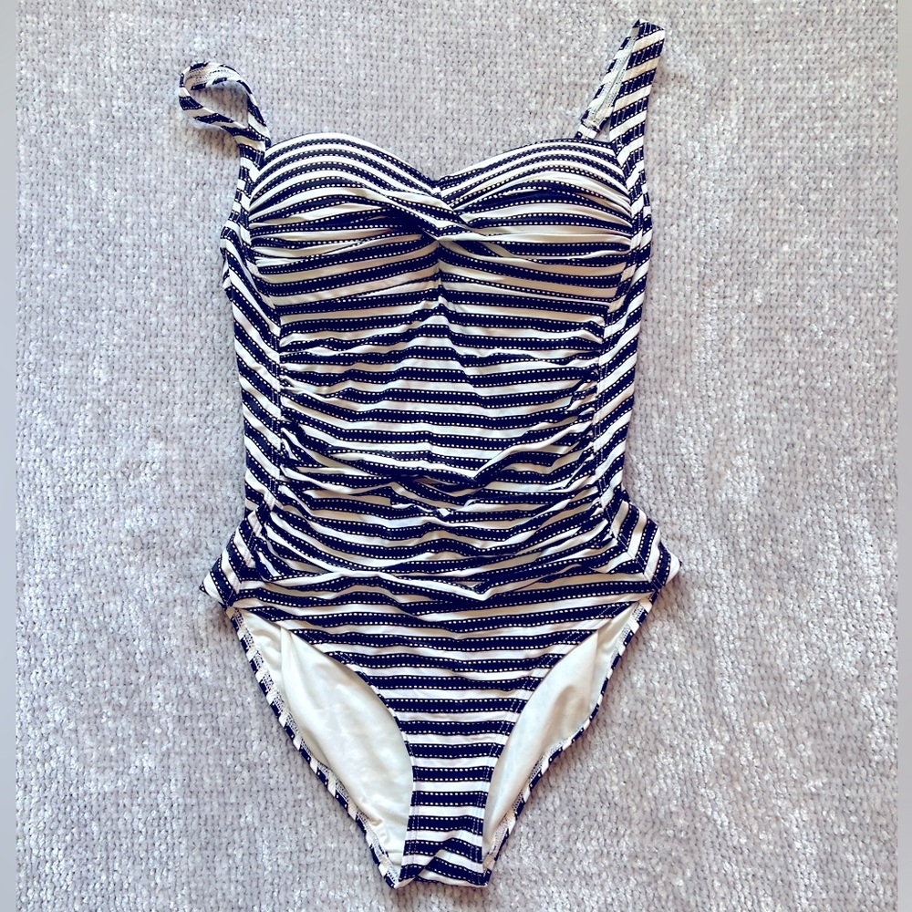 Nip Tuck Swim Striped Ruched One Piece Swimsuit Size 8 Black Cream Gold